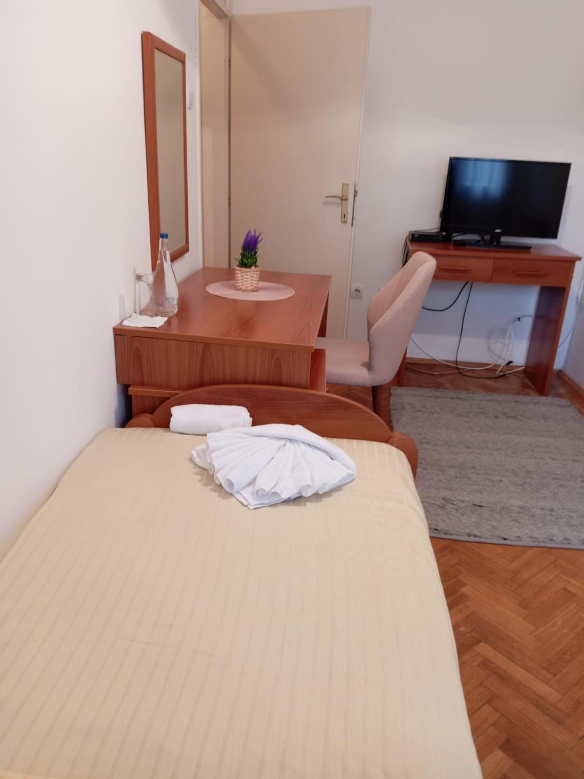 Hotel Vlasina - Vlasinsko Jezero Власина-Рид Экстерьер фото