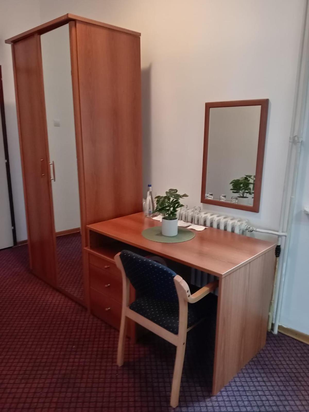 Hotel Vlasina - Vlasinsko Jezero Власина-Рид Экстерьер фото